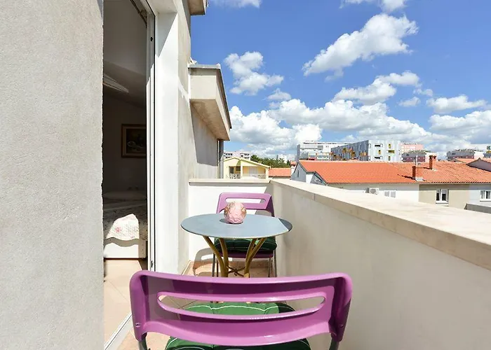 アパート Manuela